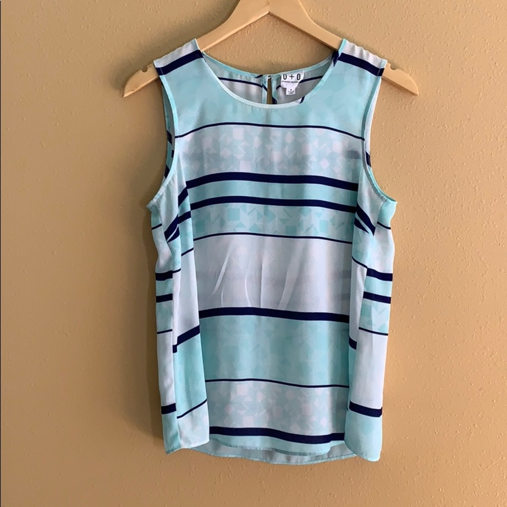 SALE (3/$15) Stitch fix floaty aqua and navy tank
